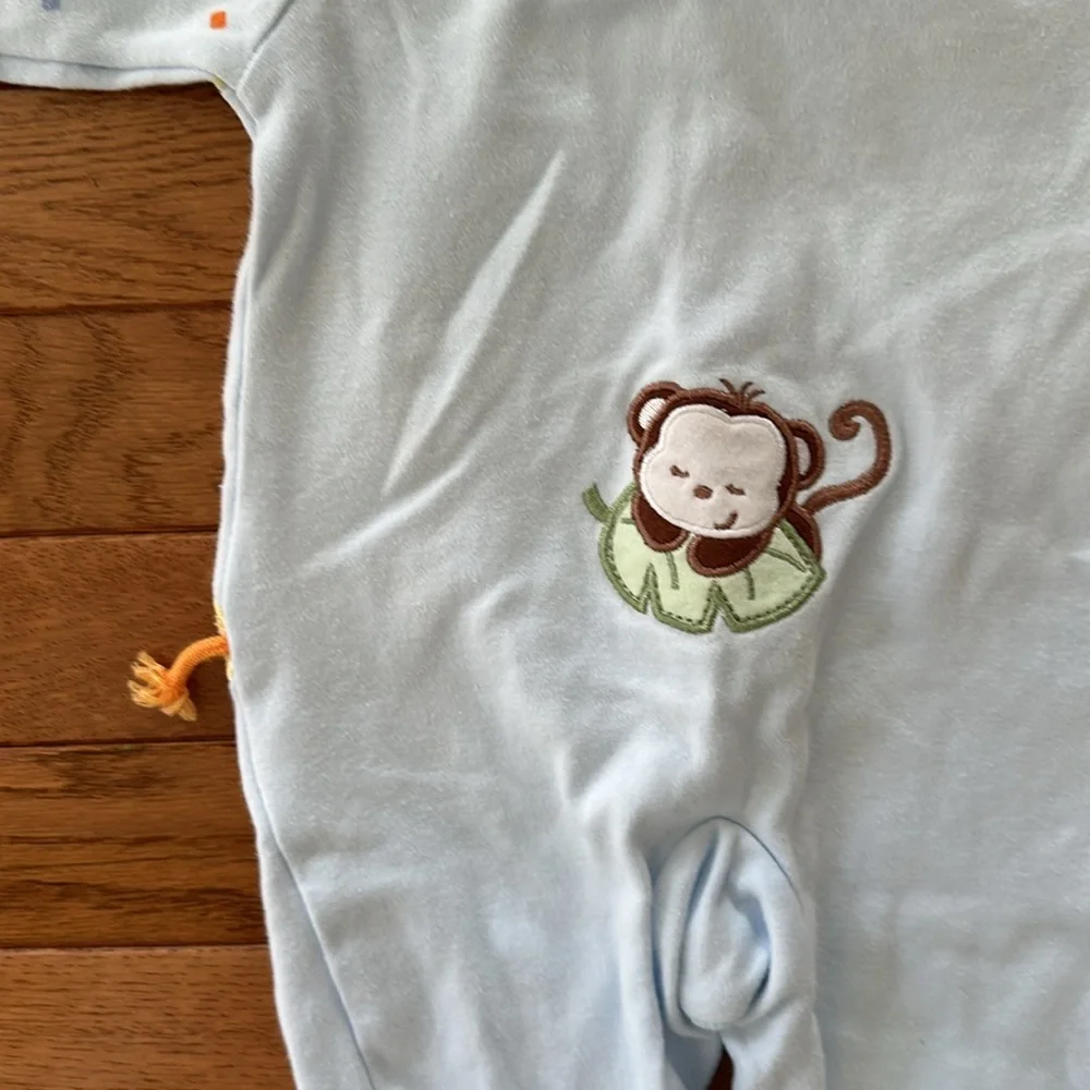 🦒 VITAMINS BABY Pajamas gender neutral boys girls 3 months giraffe onesie
